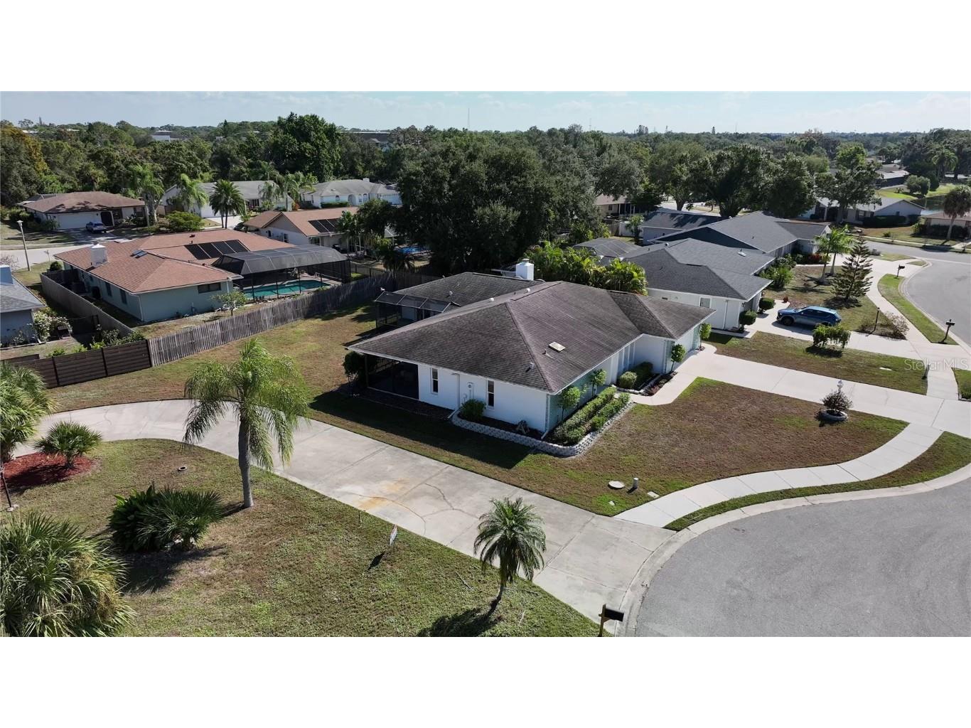 2042 Country Meadows Place Sarasota FL 34235 A4673225 image27