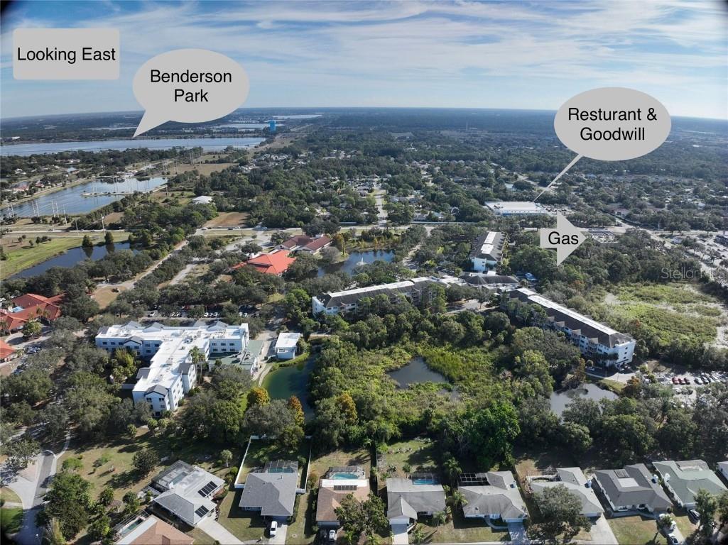 2042 Country Meadows Place Sarasota FL 34235 A4673225 image35