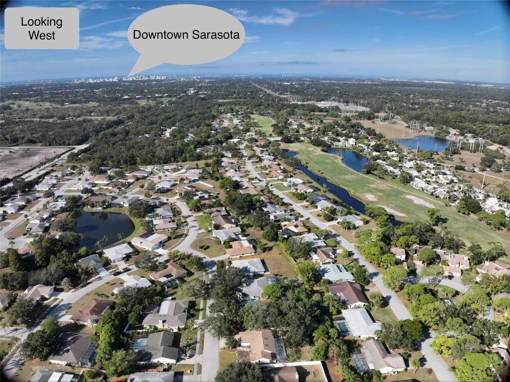 2042 Country Meadows Place Sarasota FL 34235 A4673225 image40