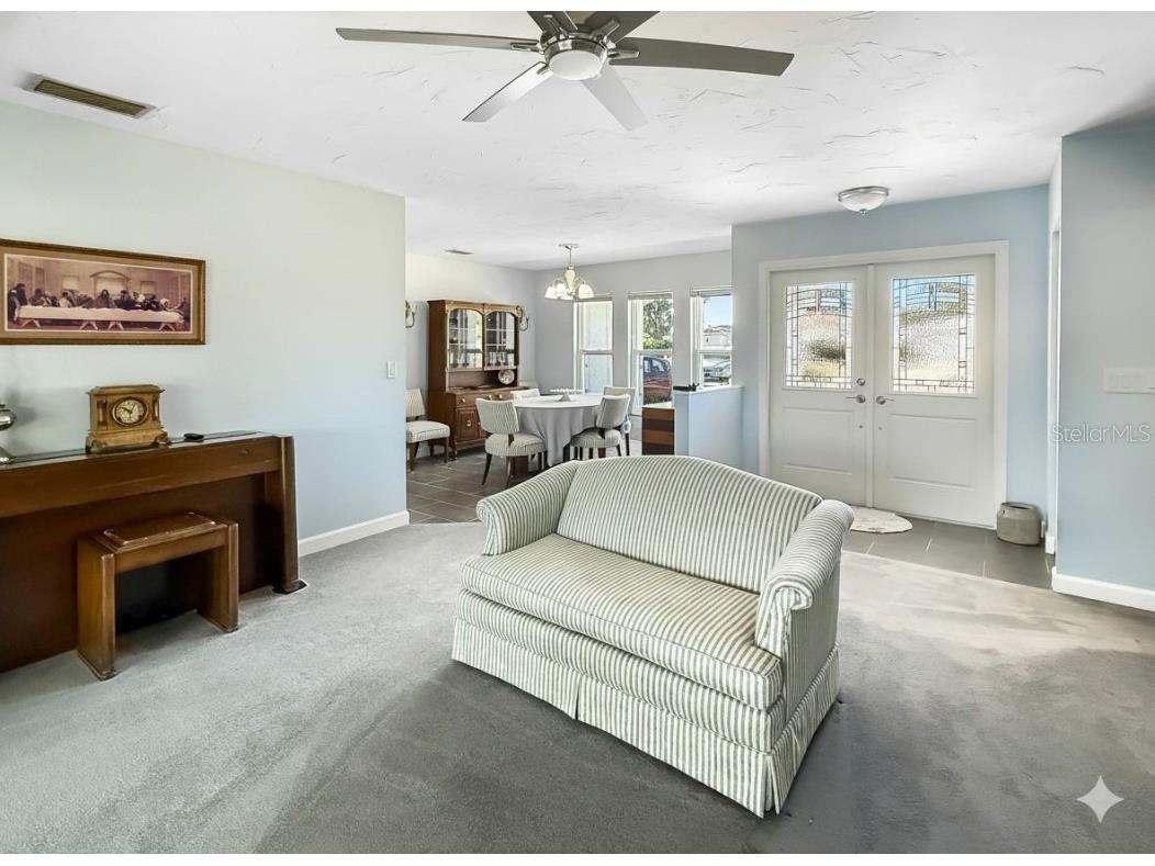 2042 Country Meadows Place Sarasota FL 34235 A4673225 image6