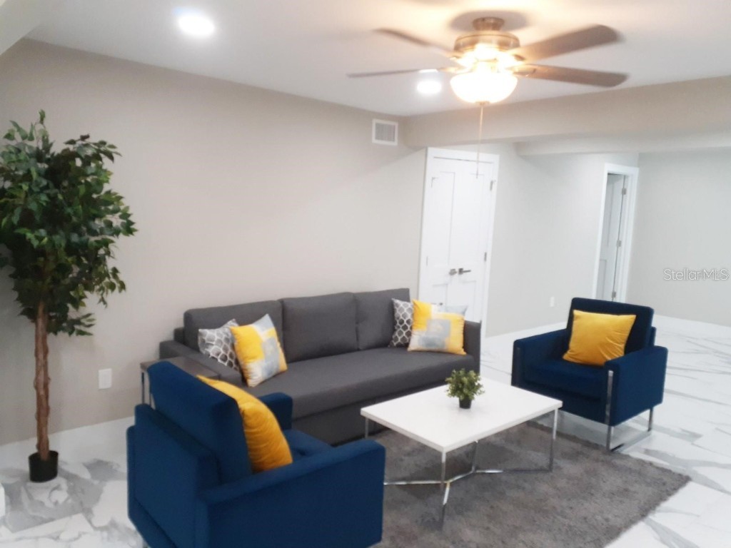 2042 Craft Lane Sarasota FL 34239 TB8418717 image12