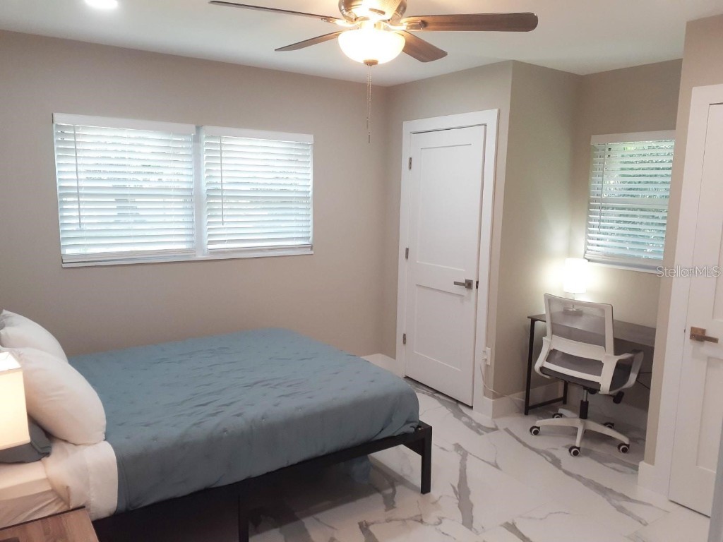 2042 Craft Lane Sarasota FL 34239 TB8418717 image16