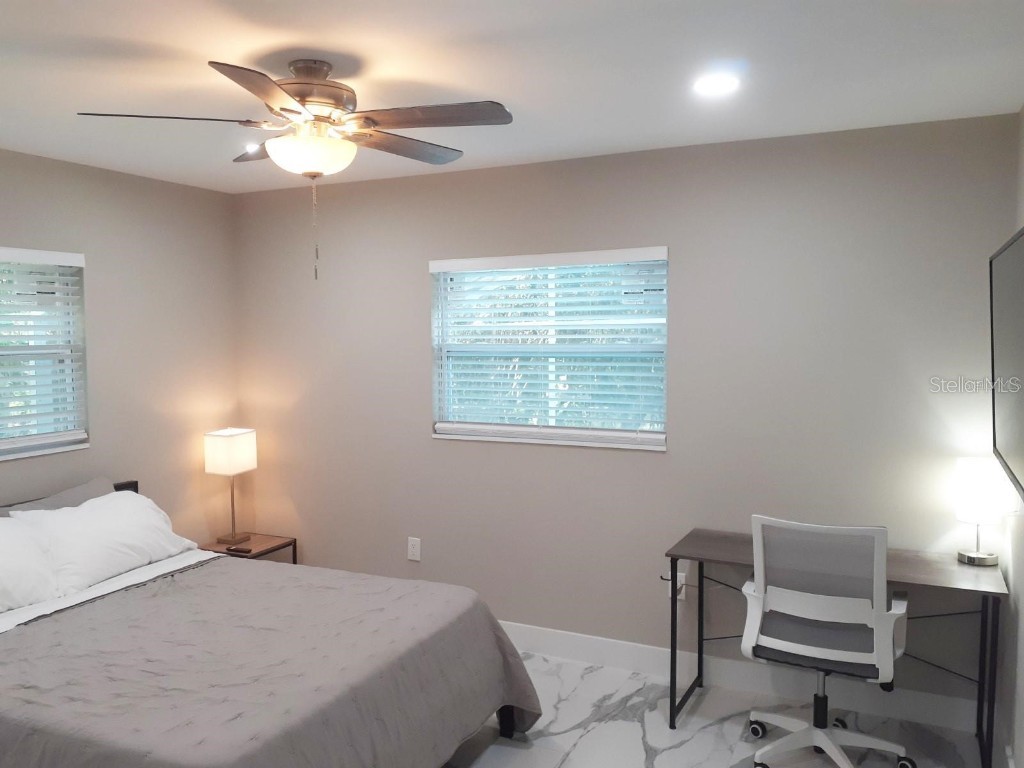 2042 Craft Lane Sarasota FL 34239 TB8418717 image17