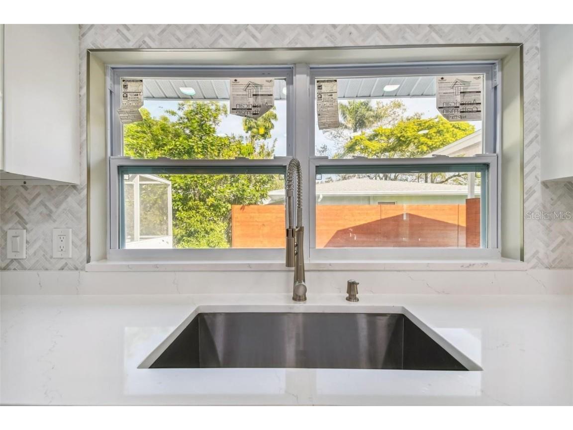 2042 Craft Lane Sarasota FL 34239 TB8418717 image33