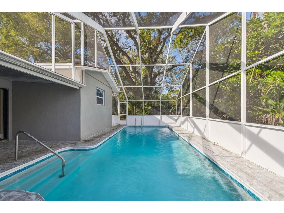 2042 Craft Lane Sarasota FL 34239 TB8418717 image34