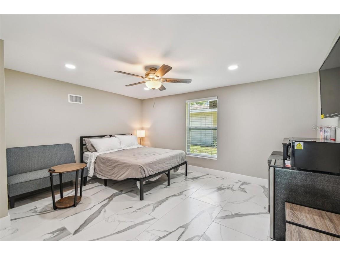 2042 Craft Lane Sarasota FL 34239 TB8418717 image58