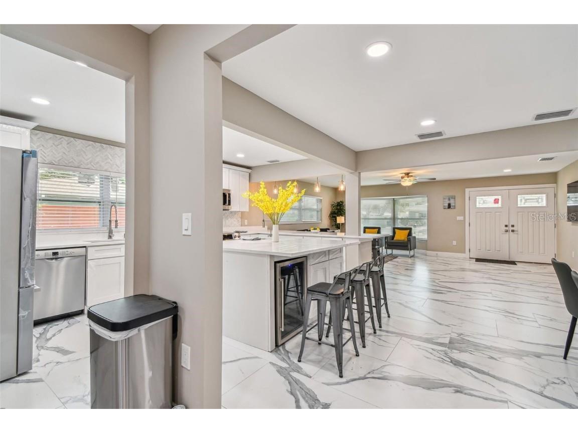 2042 Craft Lane Sarasota FL 34239 TB8418717 image70