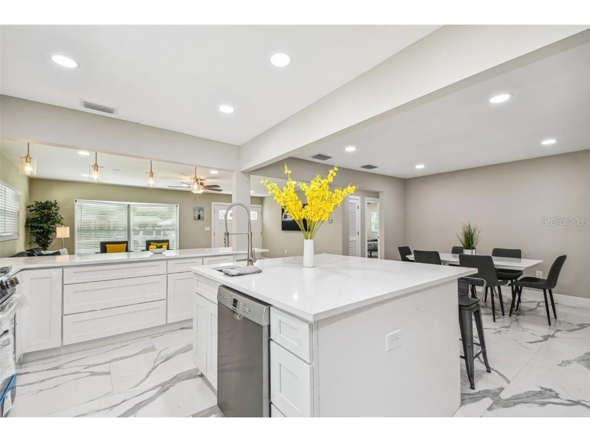 2042 Craft Lane Sarasota FL 34239 TB8418717 image76