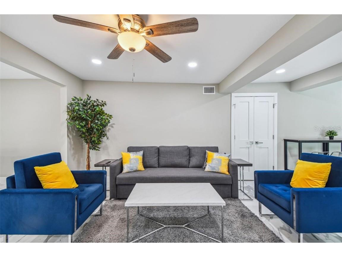 2042 Craft Lane Sarasota FL 34239 TB8418717 image83