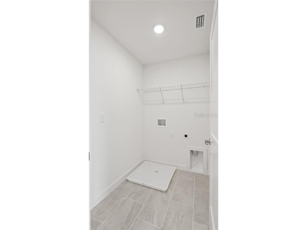 2042 Education Street Saint Cloud FL 34771 O6321148 image40