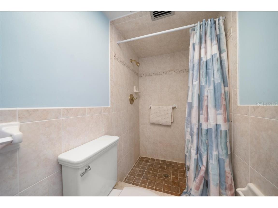 2042 Fair Oak Drive Clearwater FL 33763 TB8456511 image20