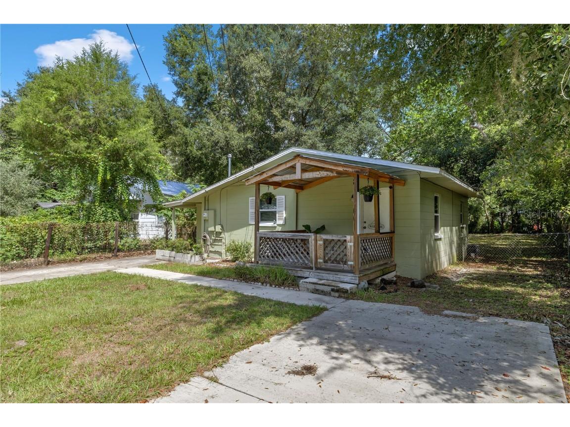2042 NW 35th Avenue Gainesville FL 32605 OM684764 image1