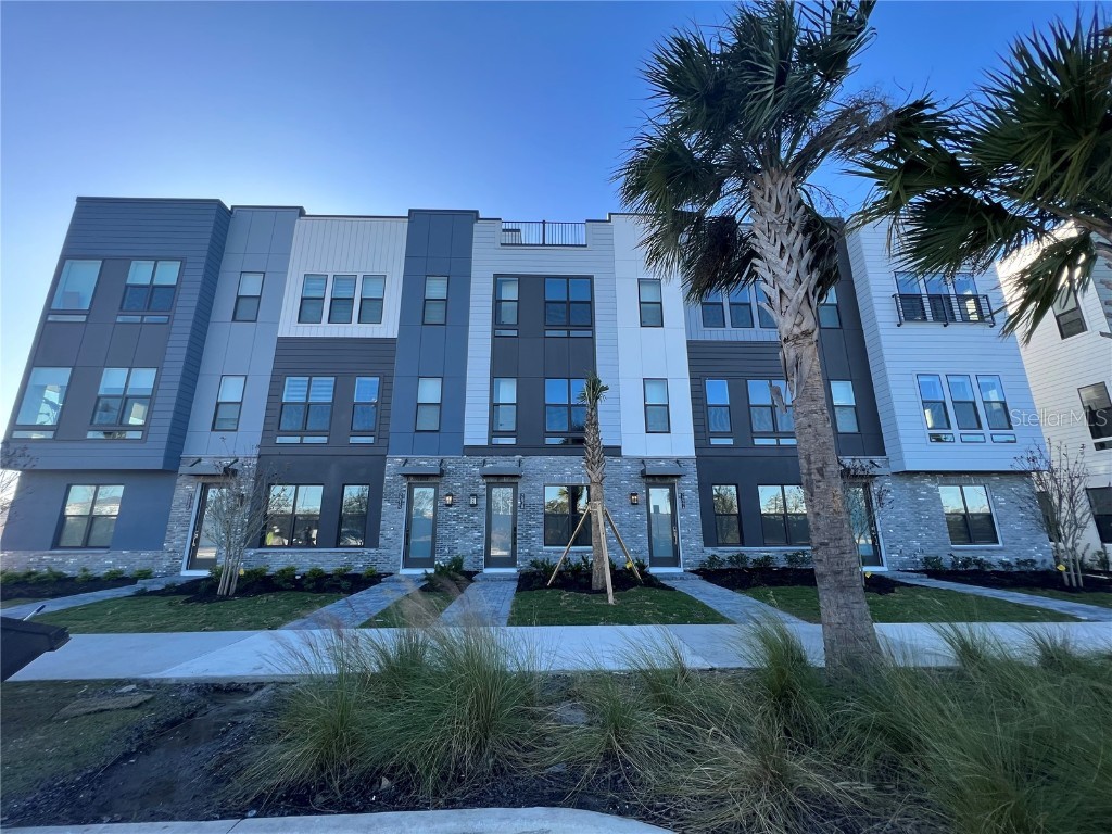 2042 Packing District Way Orlando FL 32804 O6176879 image1