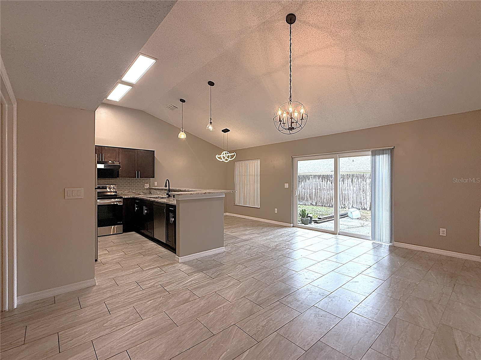 2042 Shadow Pine Drive Brandon FL 33511 TB8528956 image8