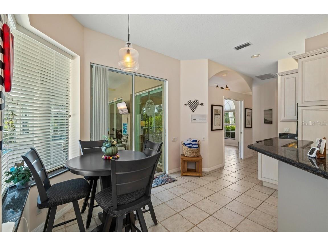 2042 Timucua Trail Nokomis FL 34275 A4668854 image17