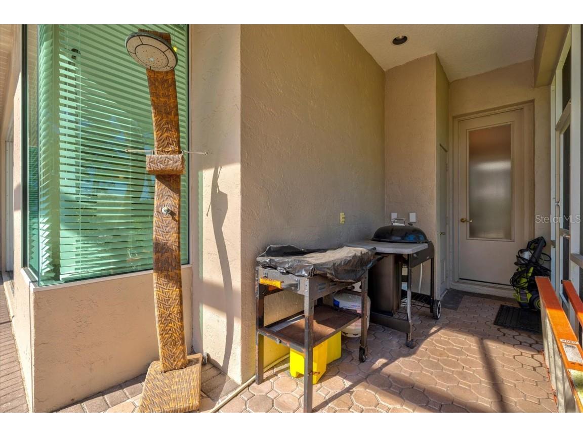 2042 Timucua Trail Nokomis FL 34275 A4668854 image56