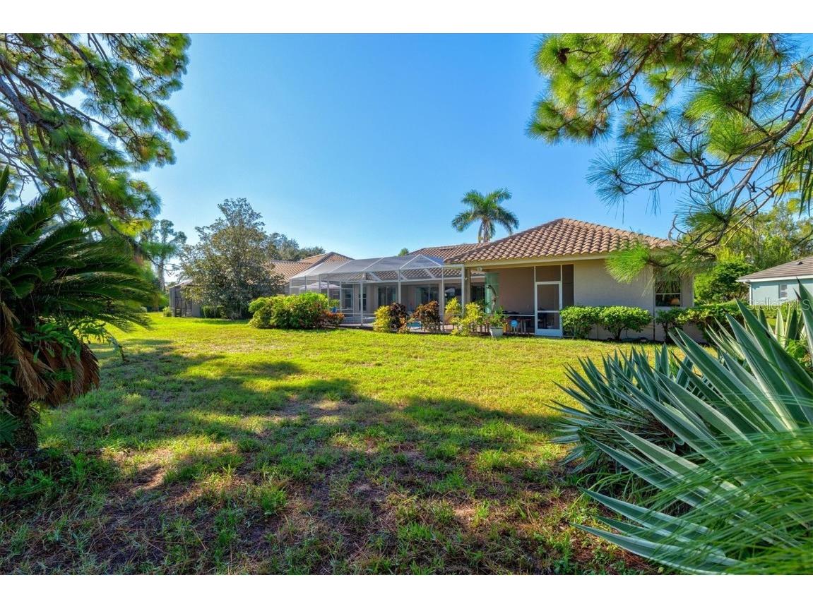 2042 Timucua Trail Nokomis FL 34275 A4668854 image58