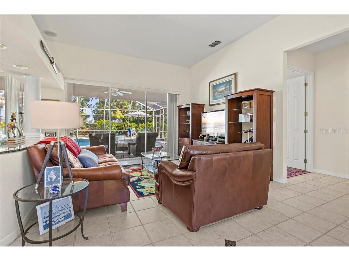 2042 Timucua Trail Nokomis FL 34275 A4668854 image9