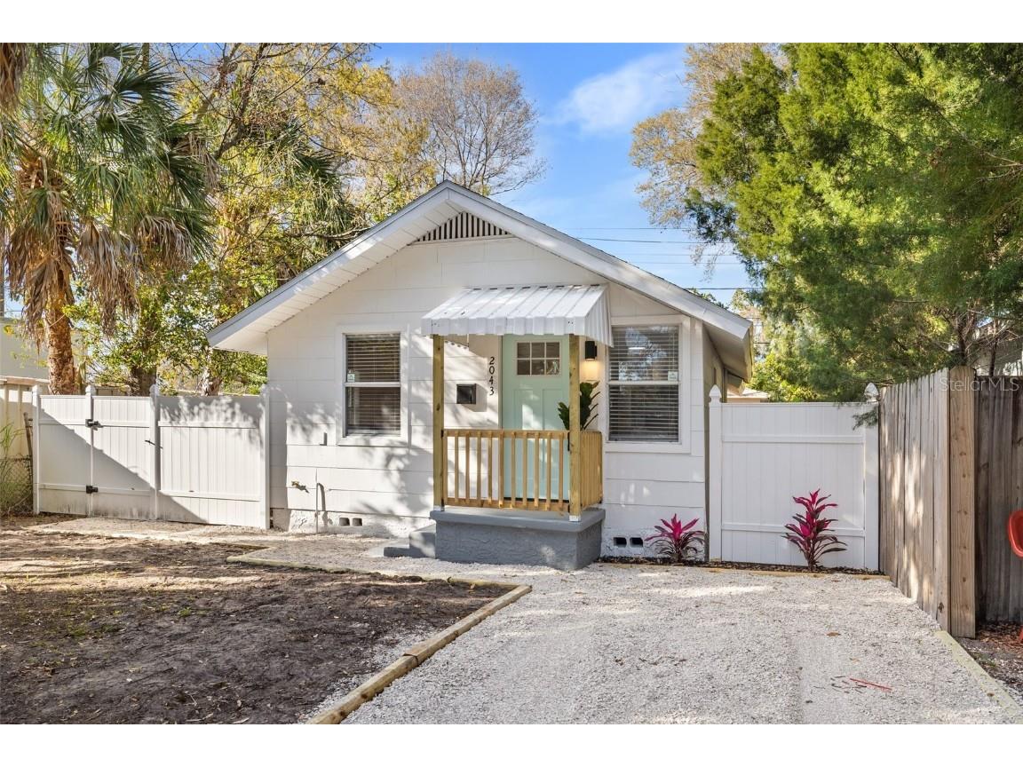 2043 16th Avenue S Saint Petersburg FL 33712 U8232099 image1