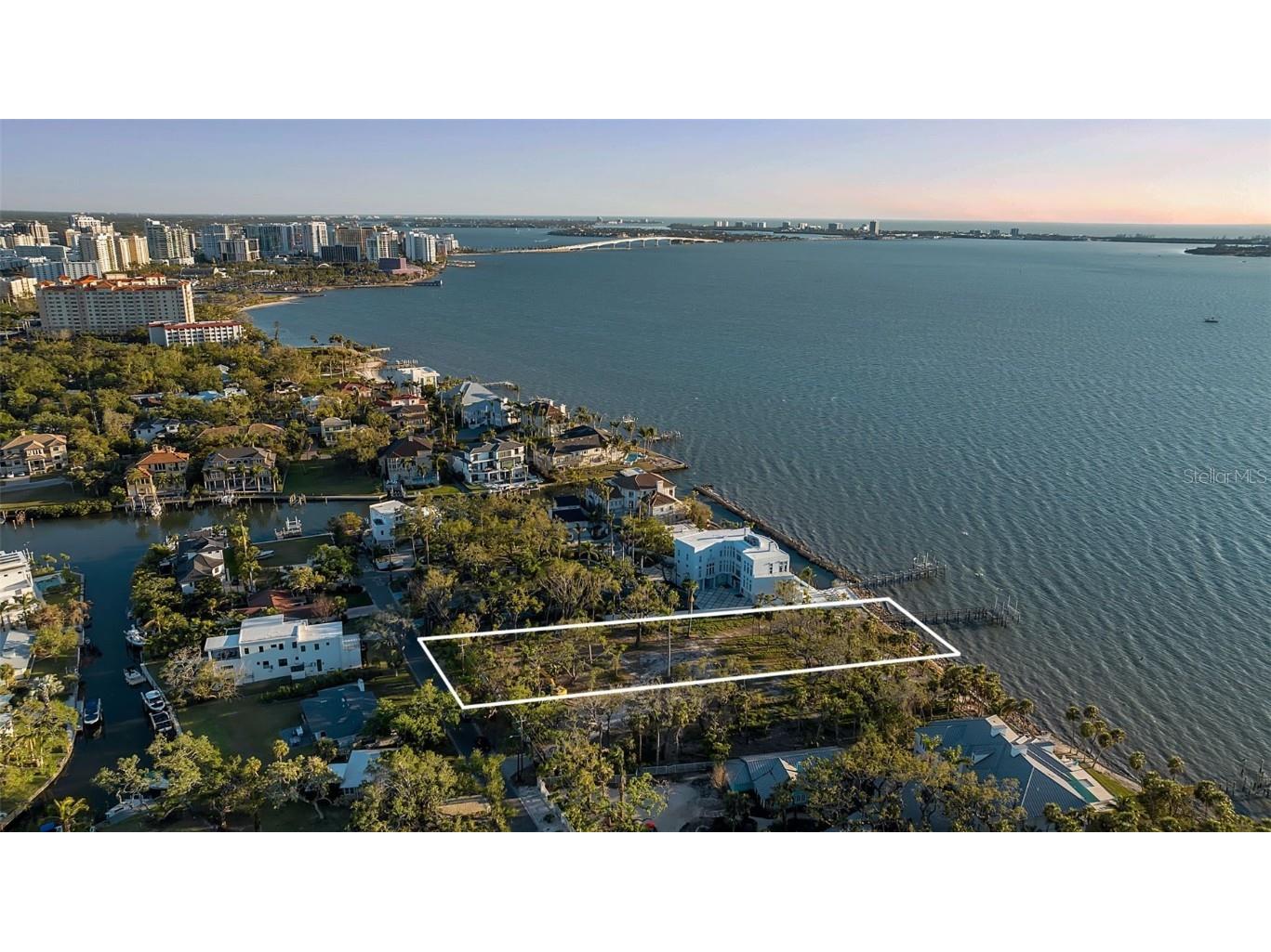 2043 Alameda Avenue Sarasota FL 34234 - SARASOTA BAY A4672602 image3