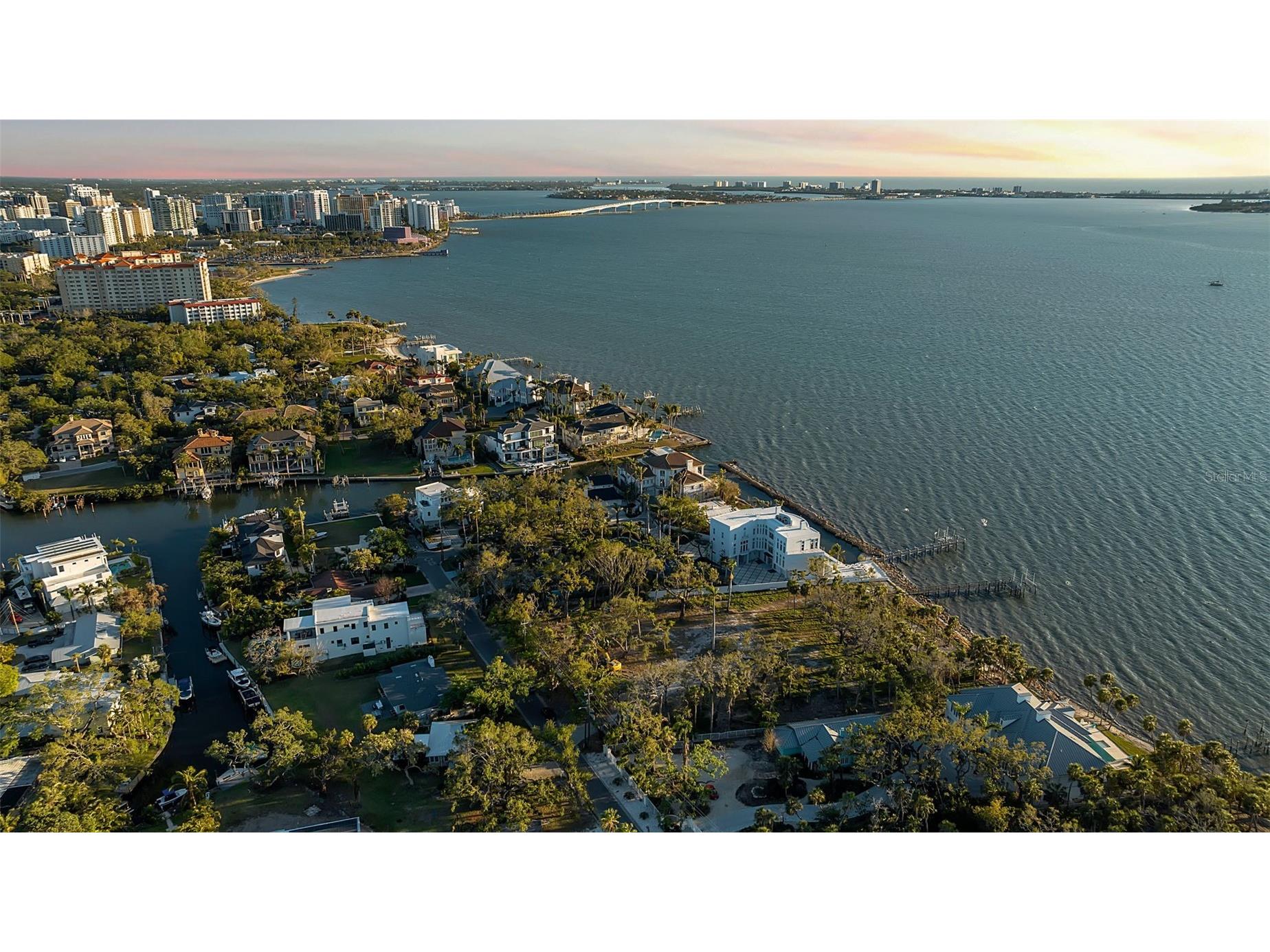 2043 Alameda Avenue Sarasota FL 34234 - SARASOTA BAY A4694103 image2