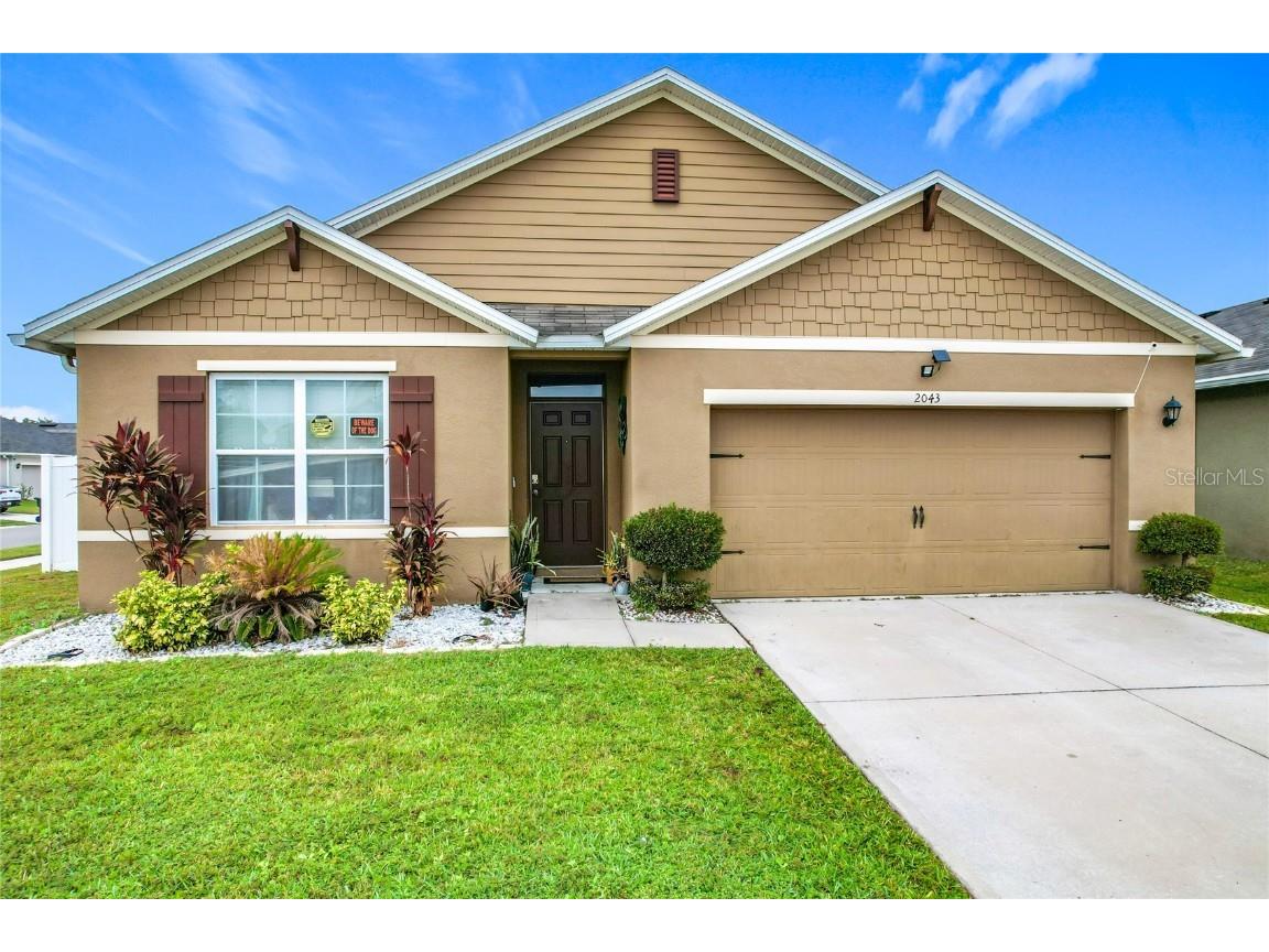 2043 Blue Highland Dr Lakeland FL 33811 L4957085 image1