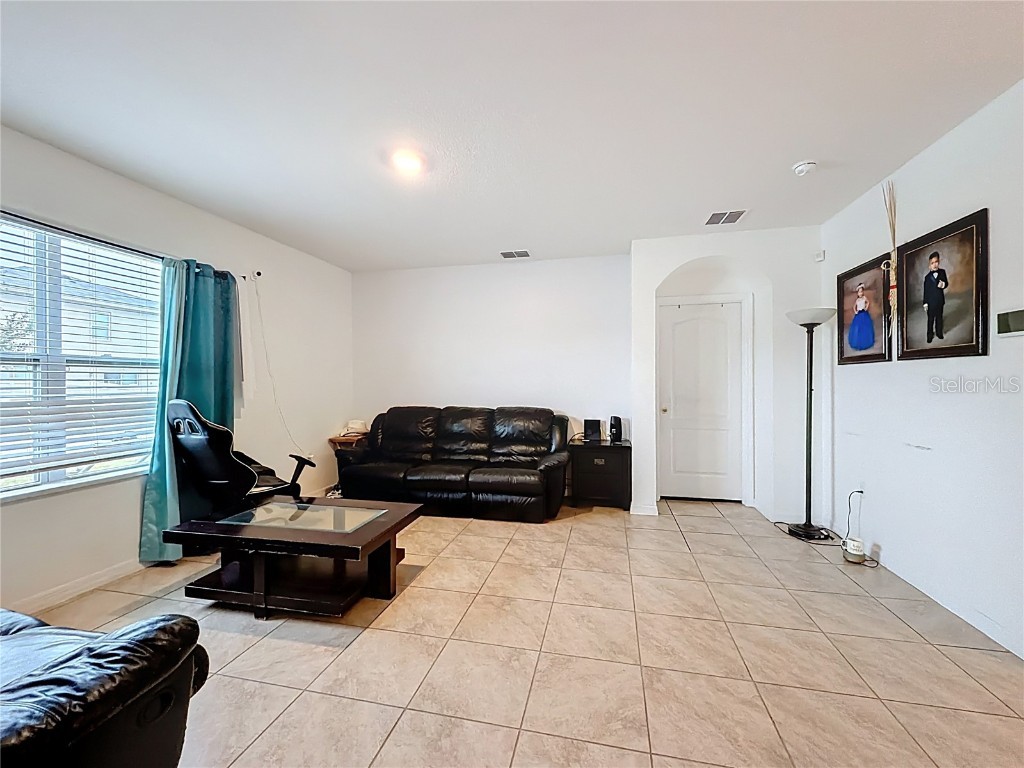 2043 Blue Highland Dr Lakeland FL 33811 L4957085 image18