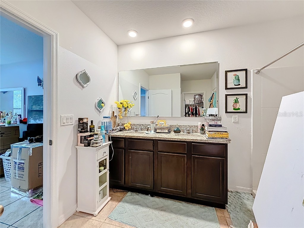 2043 Blue Highland Dr Lakeland FL 33811 L4957085 image23