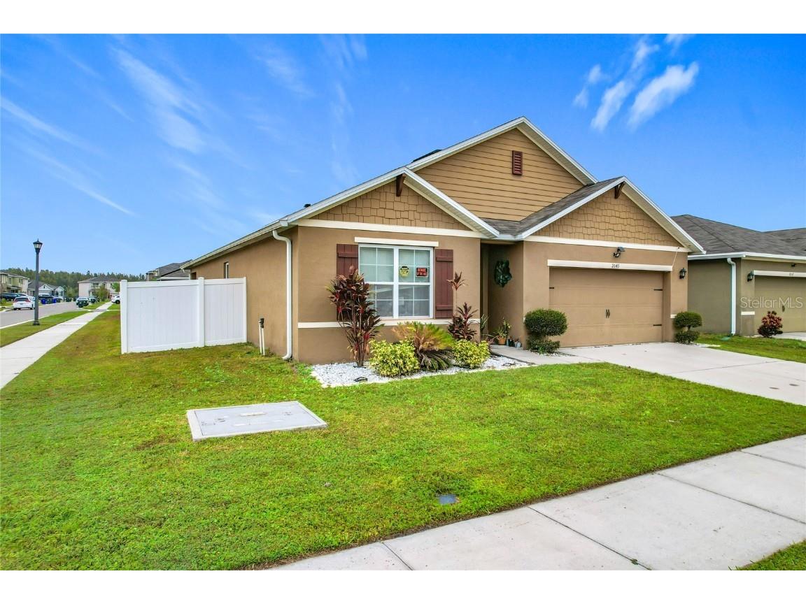 2043 Blue Highland Dr Lakeland FL 33811 L4957085 image3