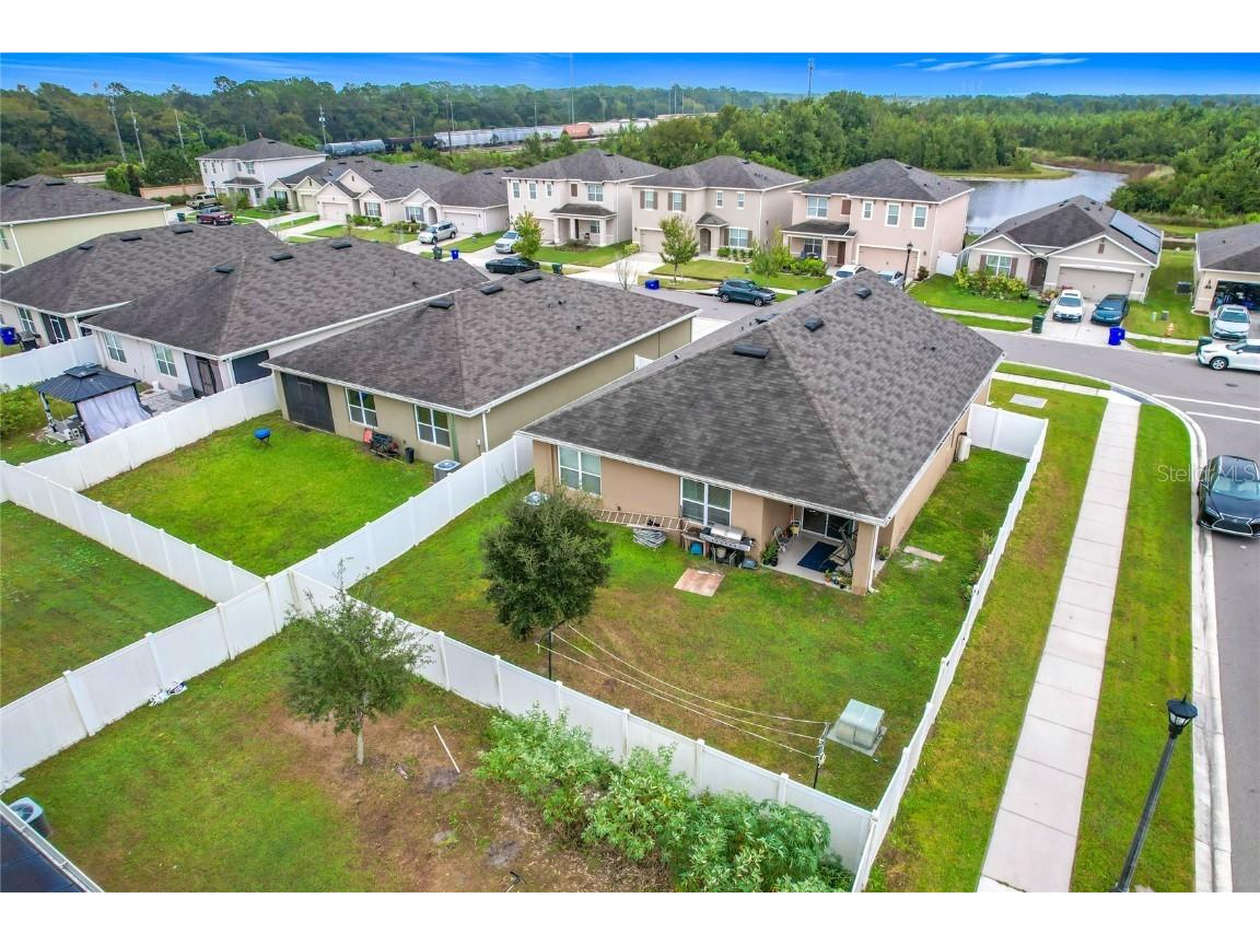 2043 Blue Highland Dr Lakeland FL 33811 L4957085 image44