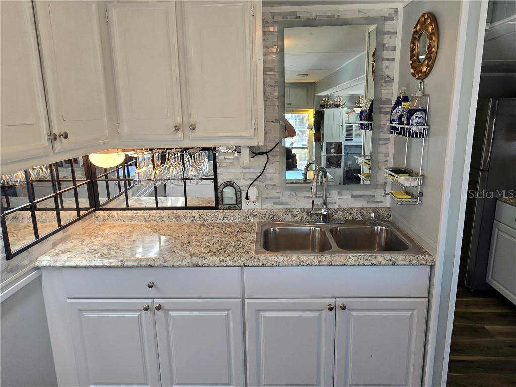 2043 Ketch Circle Palm Harbor FL 34683 TB8371264 image7