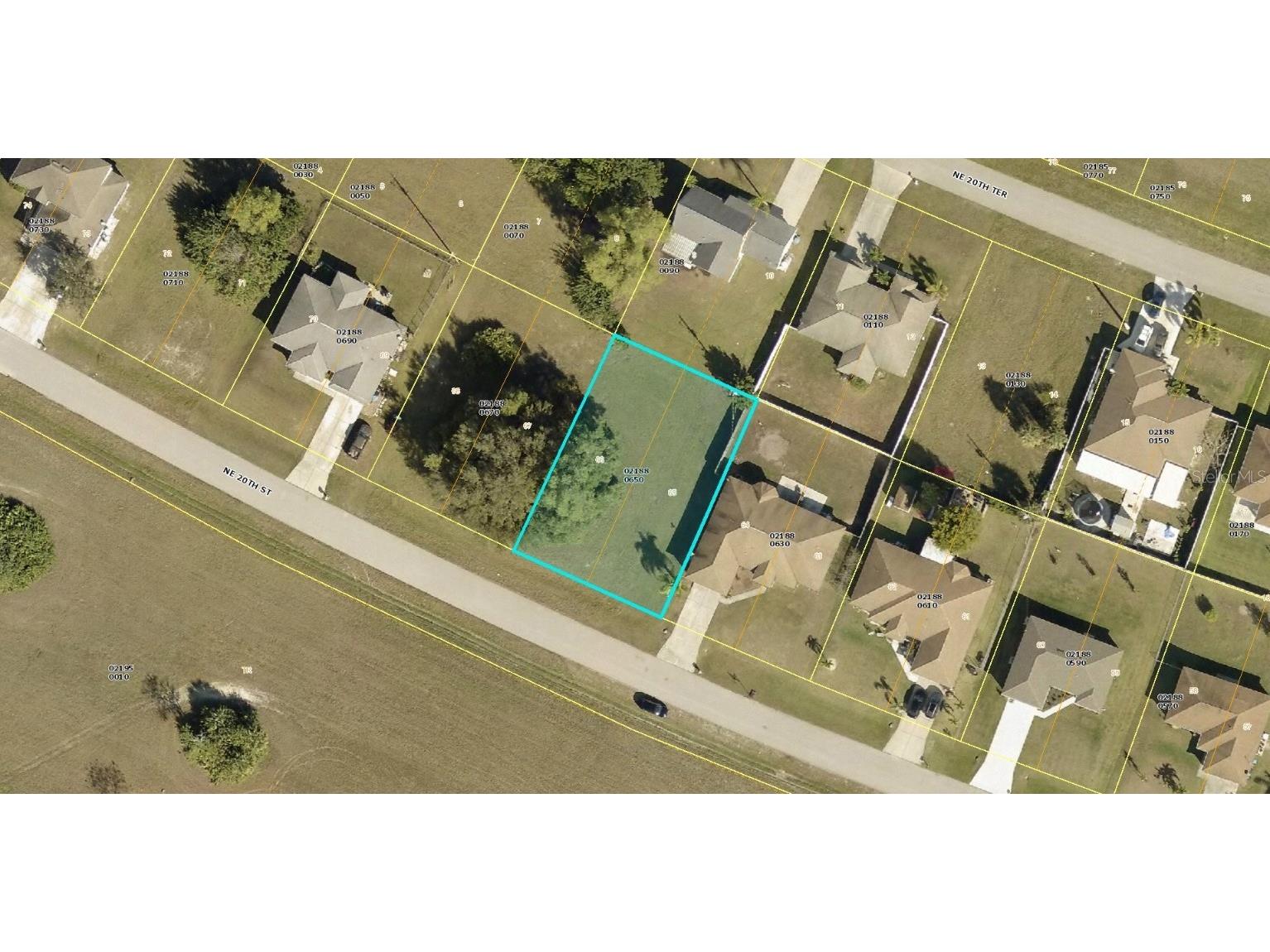 2043 NE 20th Street Cape Coral FL 33909 A4558163 image1