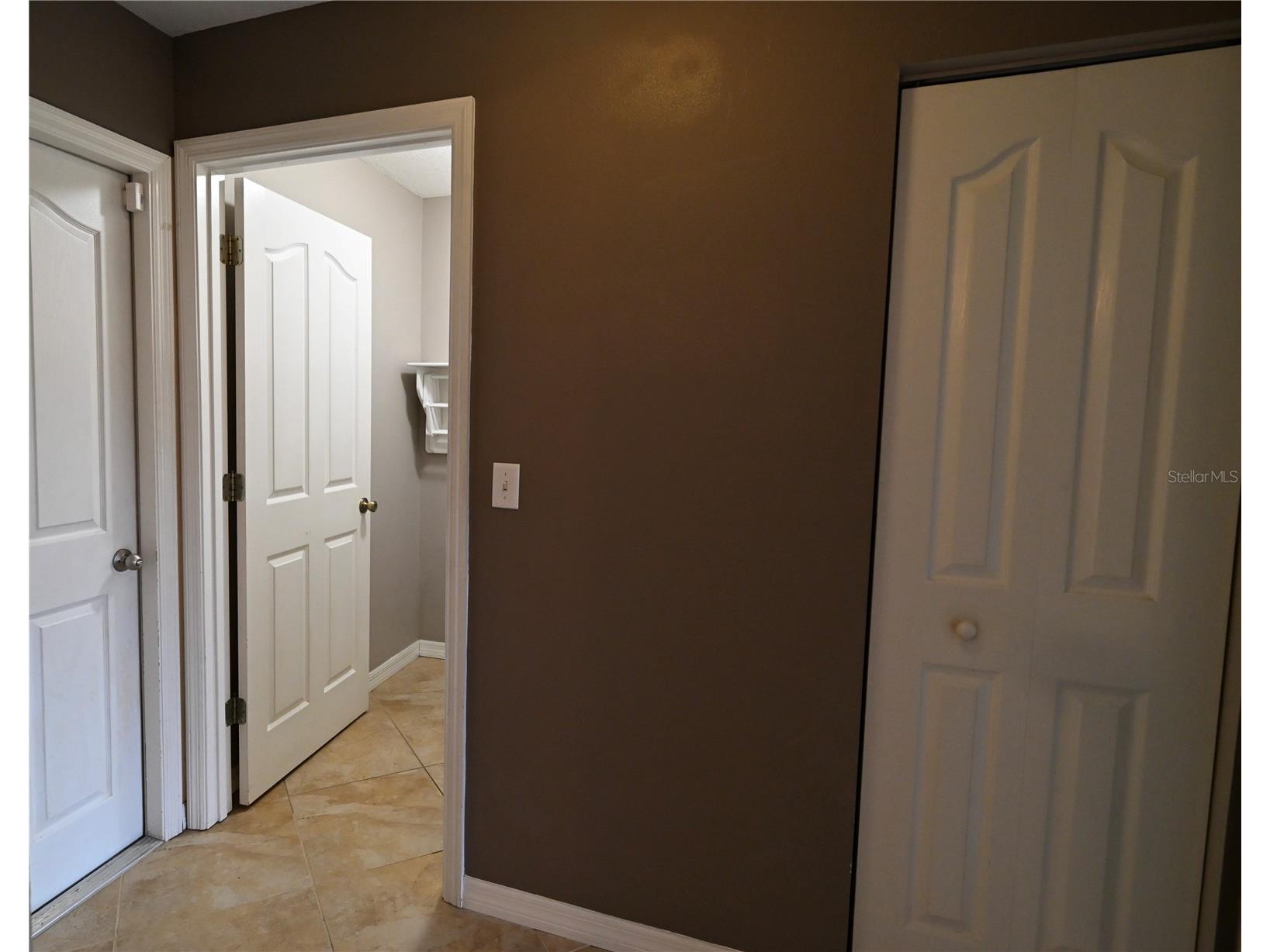 2043 Old Trenton Lane Sarasota FL 34232 A4698006 image34