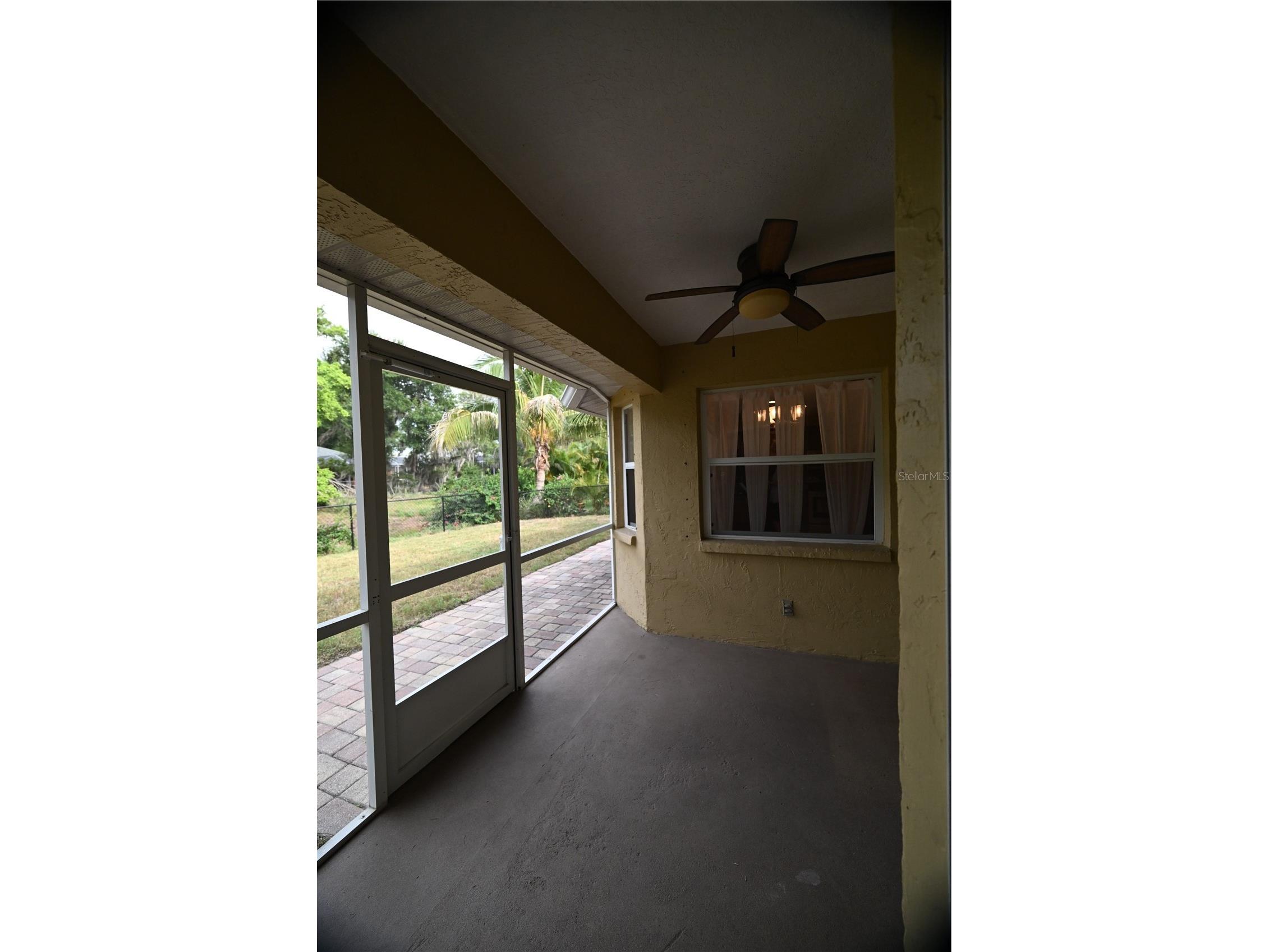 2043 Old Trenton Lane Sarasota FL 34232 A4698006 image38