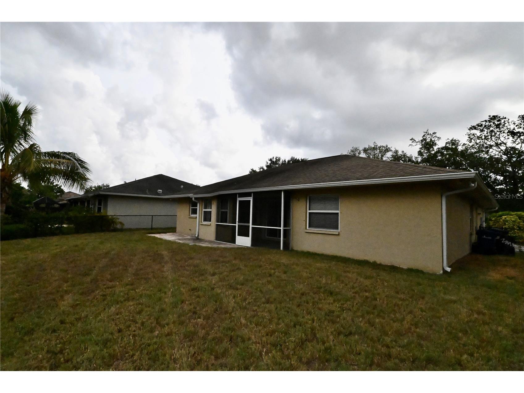 2043 Old Trenton Lane Sarasota FL 34232 A4698006 image44