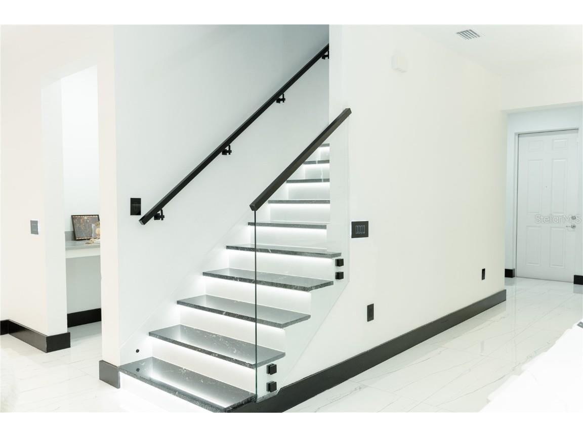 2043 Rainier Drive Kissimmee FL 34746 O6342388 image12