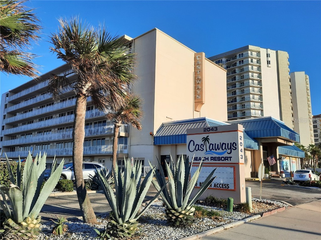2043 S Atlantic Avenue #215 Daytona Beach Shores FL 32118 - ATLANTIC OCEAN V4933426 image1