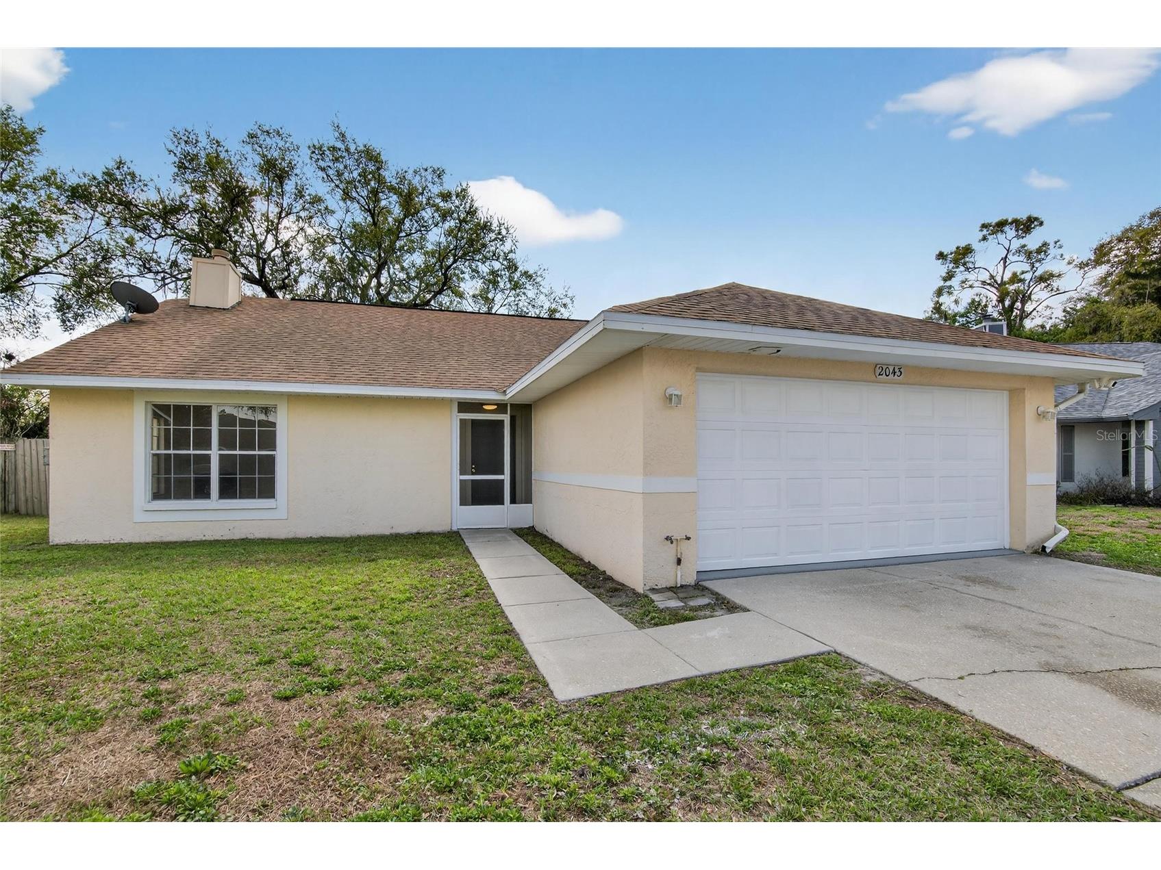 2043 Shadow Pine Drive Brandon FL 33511 TB8483578 image1