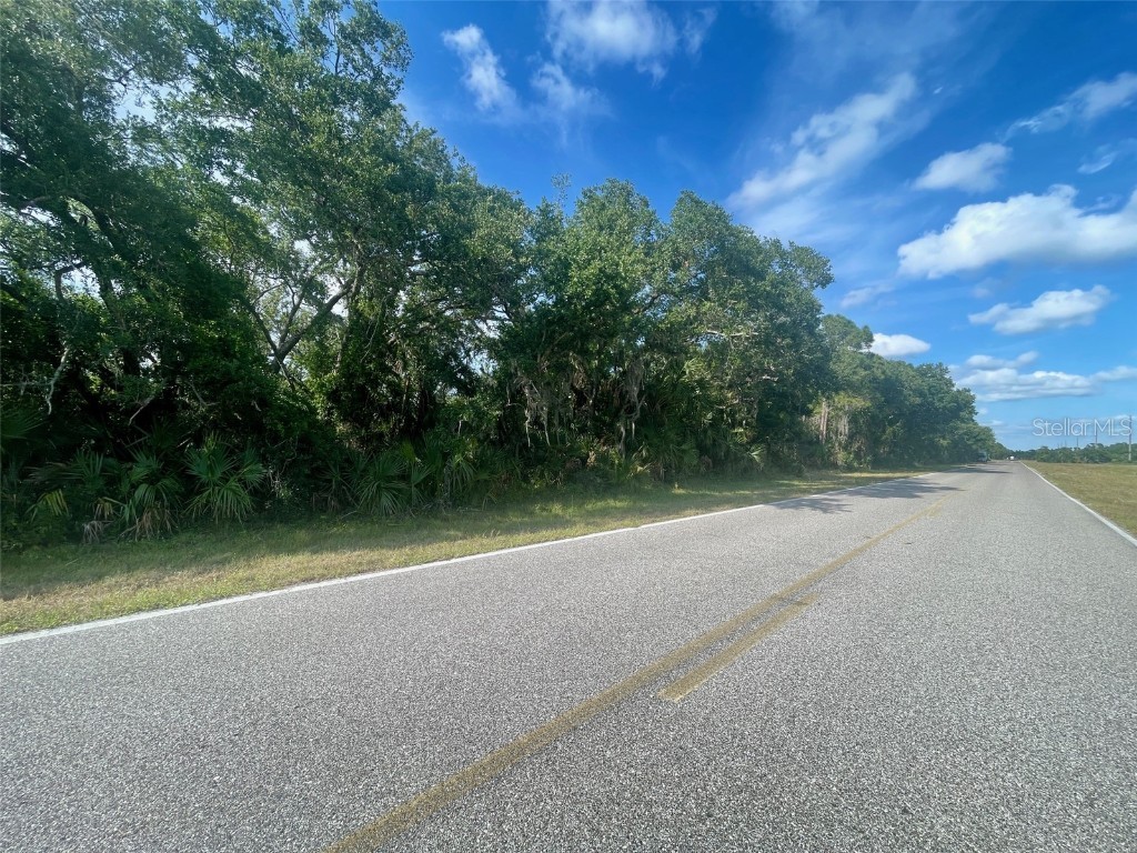 20438 Kenilworth Boulevard Port Charlotte FL 33954 D6136207 image1