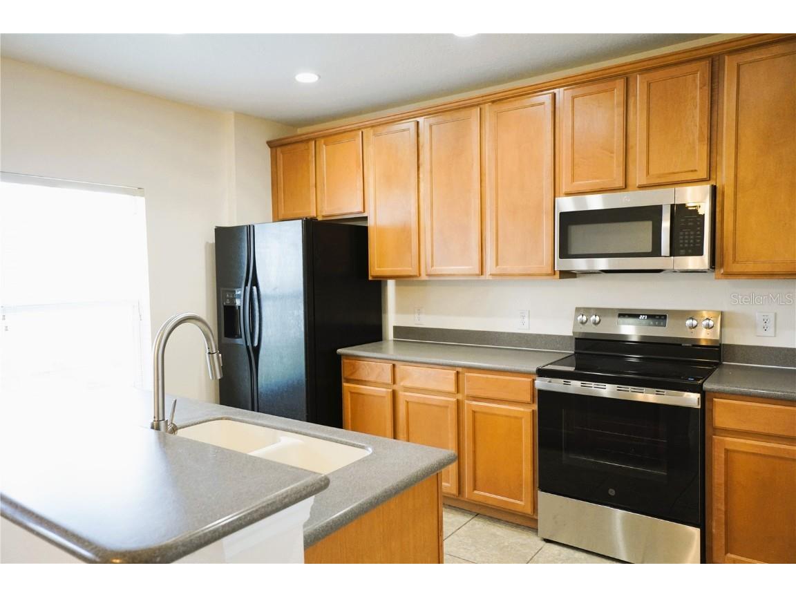 2044 Cypress Bay Boulevard Kissimmee FL 34743 L4956010 image3