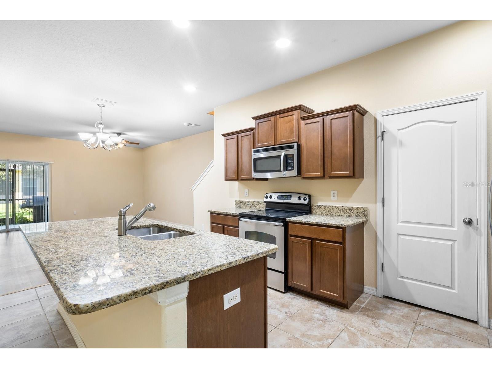 2044 Hawks View Drive Ruskin FL 33570 TB8484734 image15