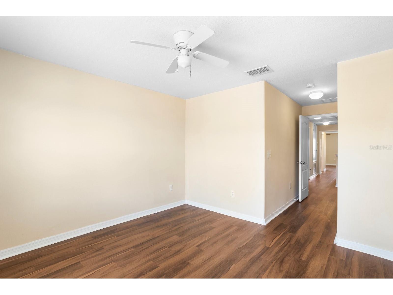 2044 Hawks View Drive Ruskin FL 33570 TB8484734 image20