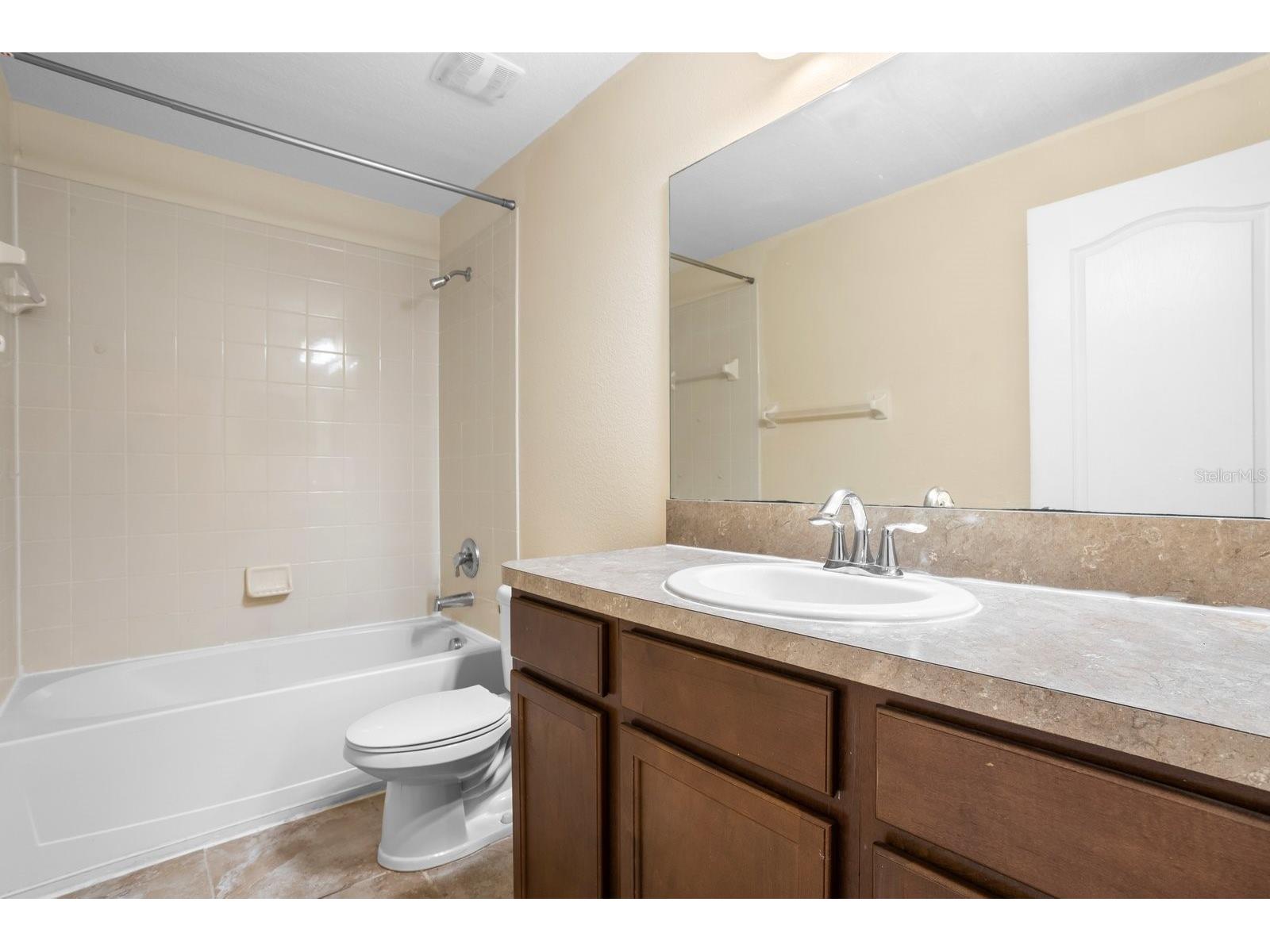 2044 Hawks View Drive Ruskin FL 33570 TB8484734 image22