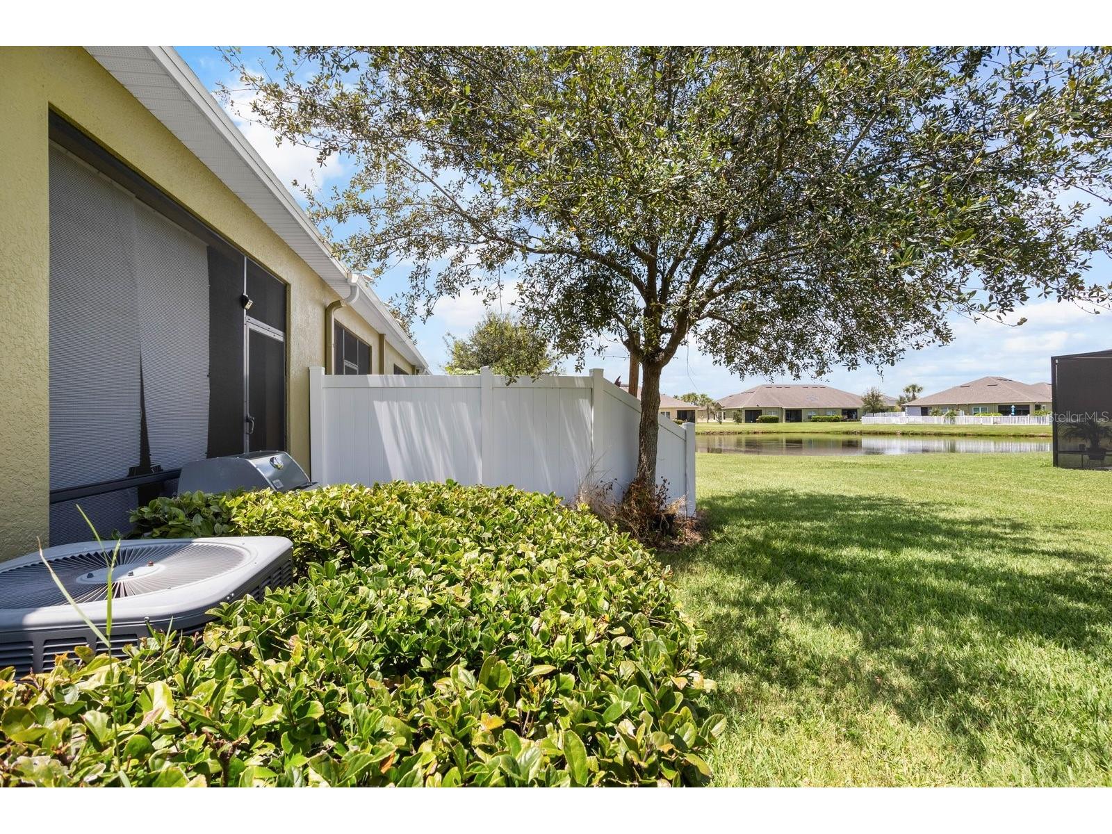 2044 Hawks View Drive Ruskin FL 33570 TB8484734 image26