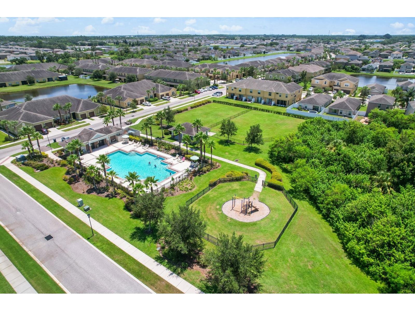 2044 Hawks View Drive Ruskin FL 33570 TB8484734 image32