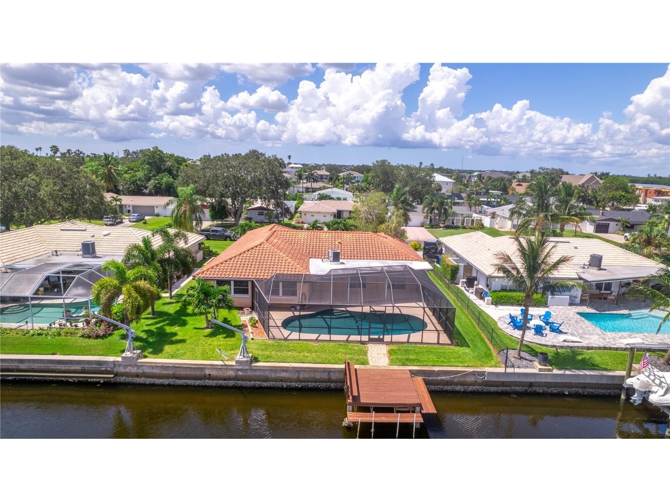 2044 Montana Avenue NE Saint Petersburg FL 33703 W7867812 image25