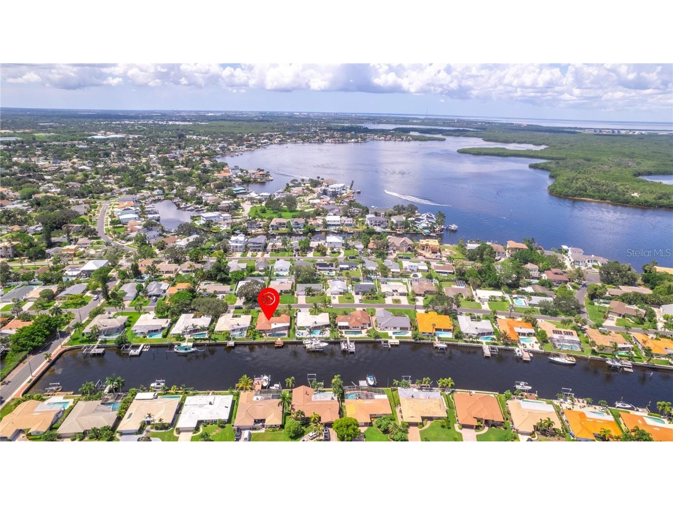 2044 Montana Avenue NE Saint Petersburg FL 33703 W7867812 image26