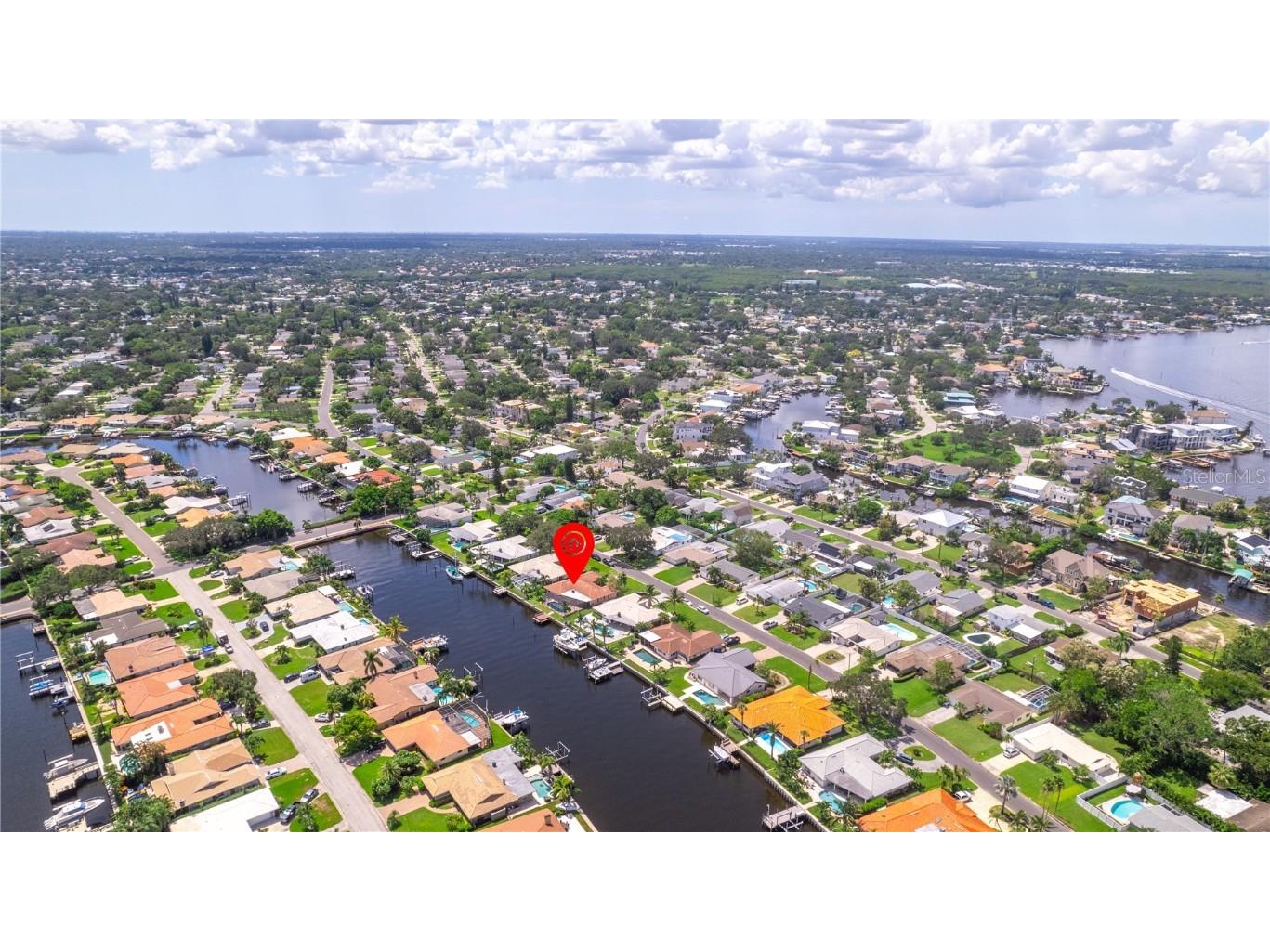 2044 Montana Avenue NE Saint Petersburg FL 33703 W7867812 image27