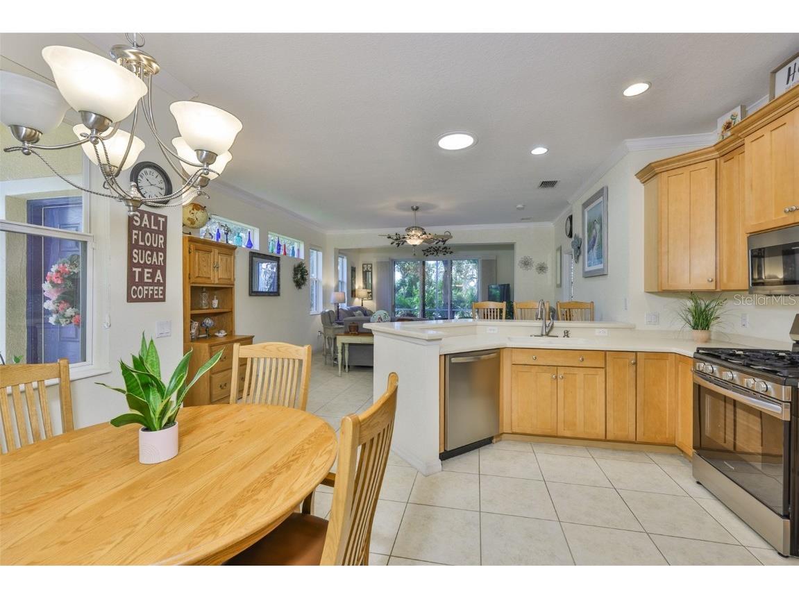 2044 Sifield Greens Way Sun City Center FL 33573 TB8415170 image7