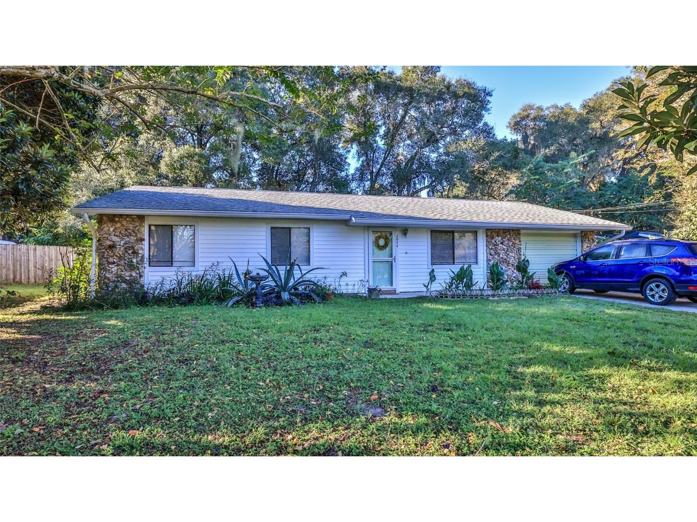 2044 Spencer Street Deland FL 32720 V4932844 image1